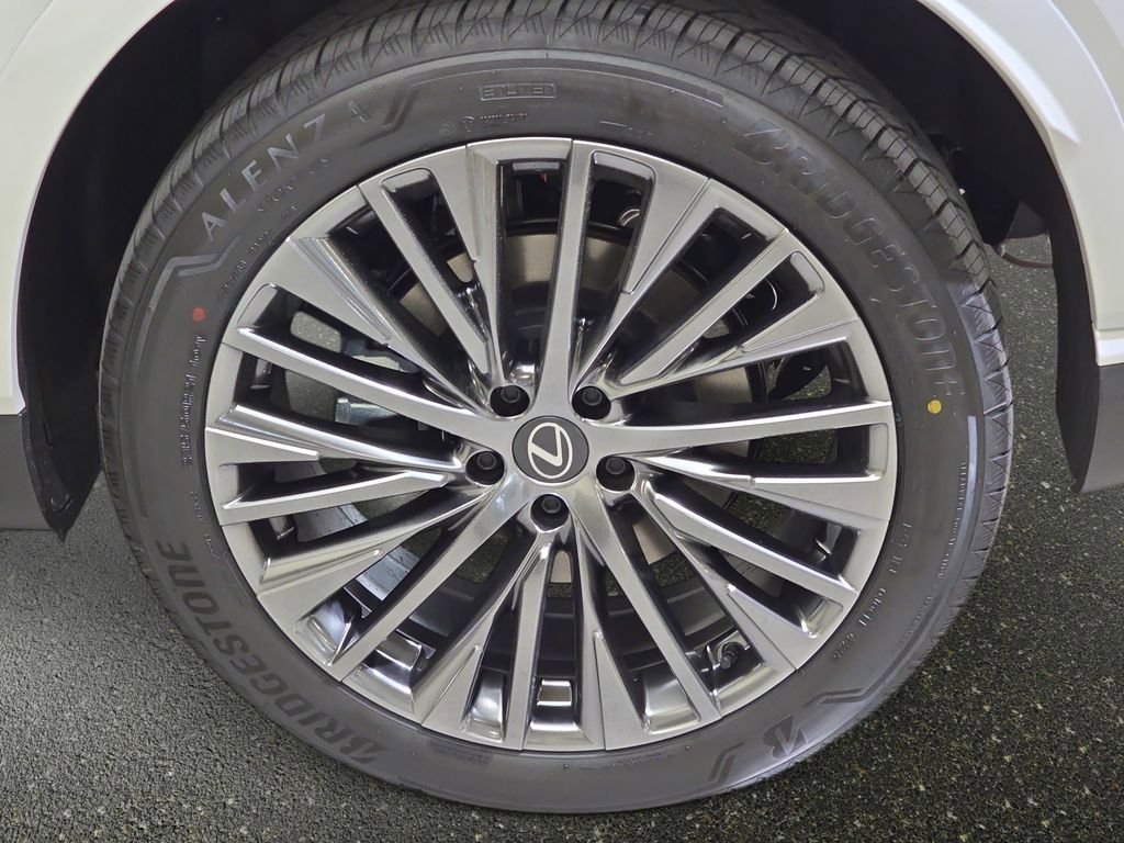 New 2026 Lexus RX 450h AWD image 33