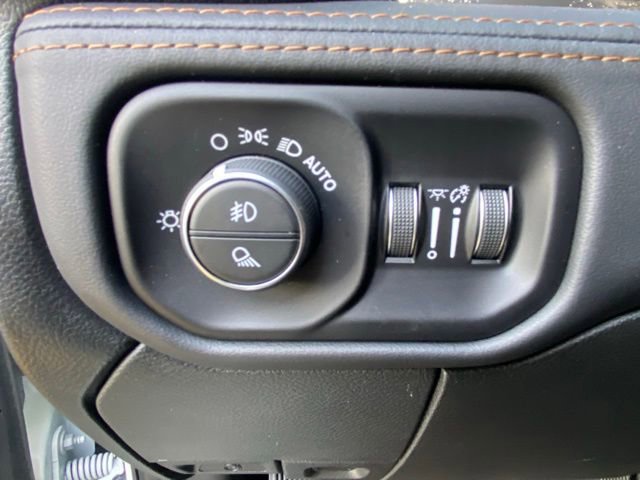 Used 2023 RAM 3500 Limited image 16