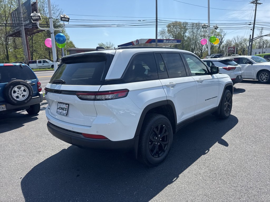 New 2026 Jeep Grand Cherokee Altitude AWD/4WD image 5