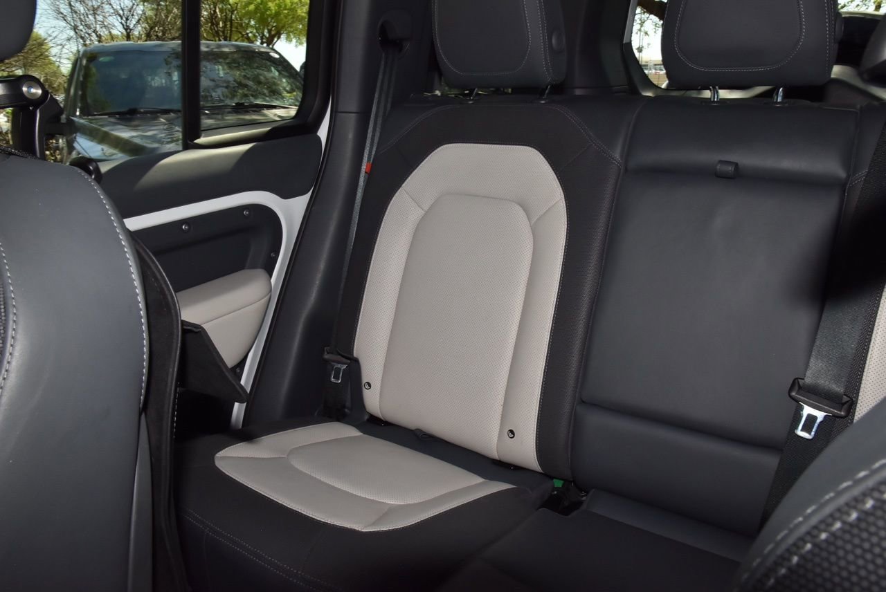 Used 2023 Land Rover Defender 110 X-Dynamic SE image 20