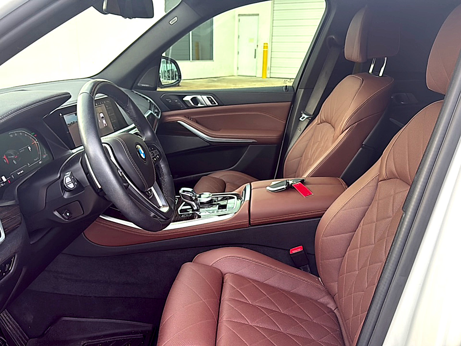 Used 2023 BMW X5 xDrive40i w/ Luxury Seating Package AWD/4WD image 7