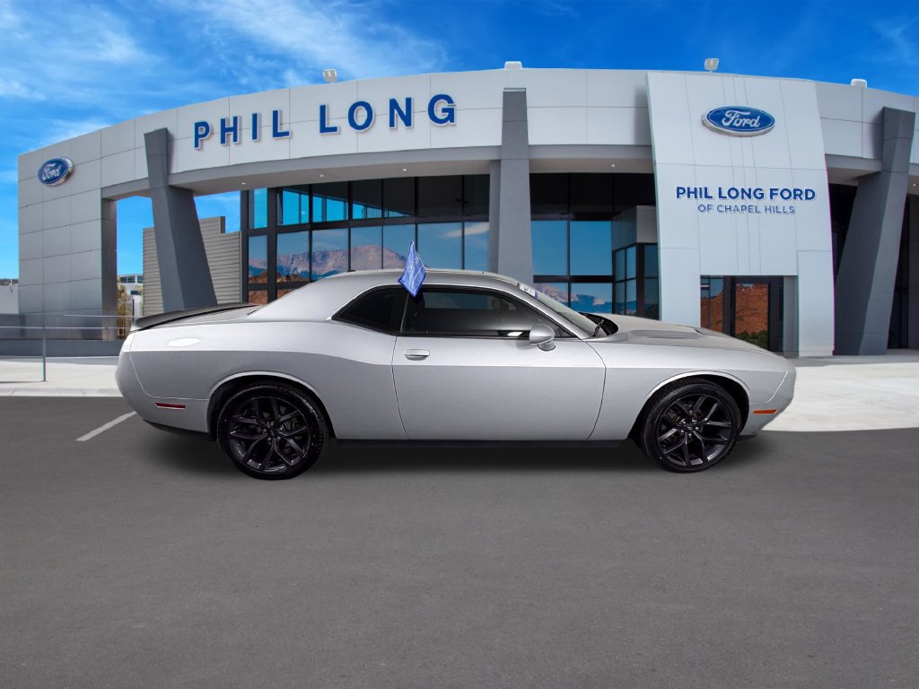 Used 2020 Dodge Challenger SXT w/ Blacktop Package RWD image 6
