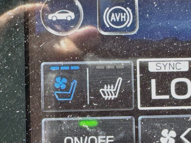 Used 2025 Subaru Forester Touring AWD/4WD image 17