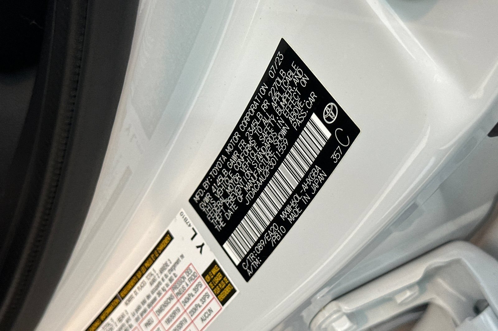 Certified 2023 Toyota Prius XLE FWD image 28