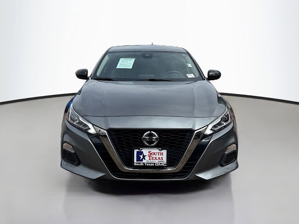 Used 2022 Nissan Altima 2.5 SR FWD image 2