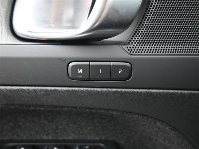 Used 2024 Volvo XC40 B5 Plus w/ Protection Package Premier image 28