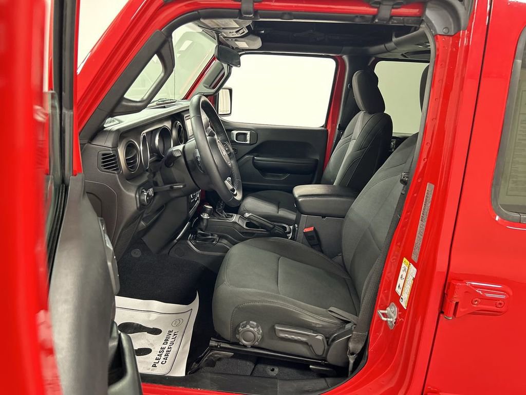 Used 2019 Jeep Wrangler Unlimited Sport S AWD/4WD image 9