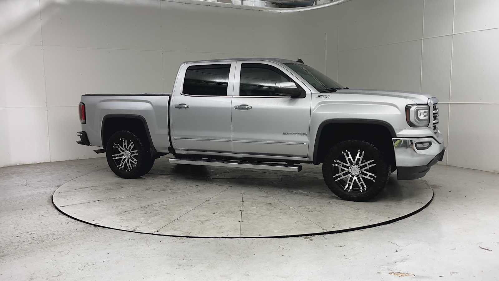 Used 2016 GMC Sierra 1500 SLT w/ SLT Premium Package AWD/4WD image 8
