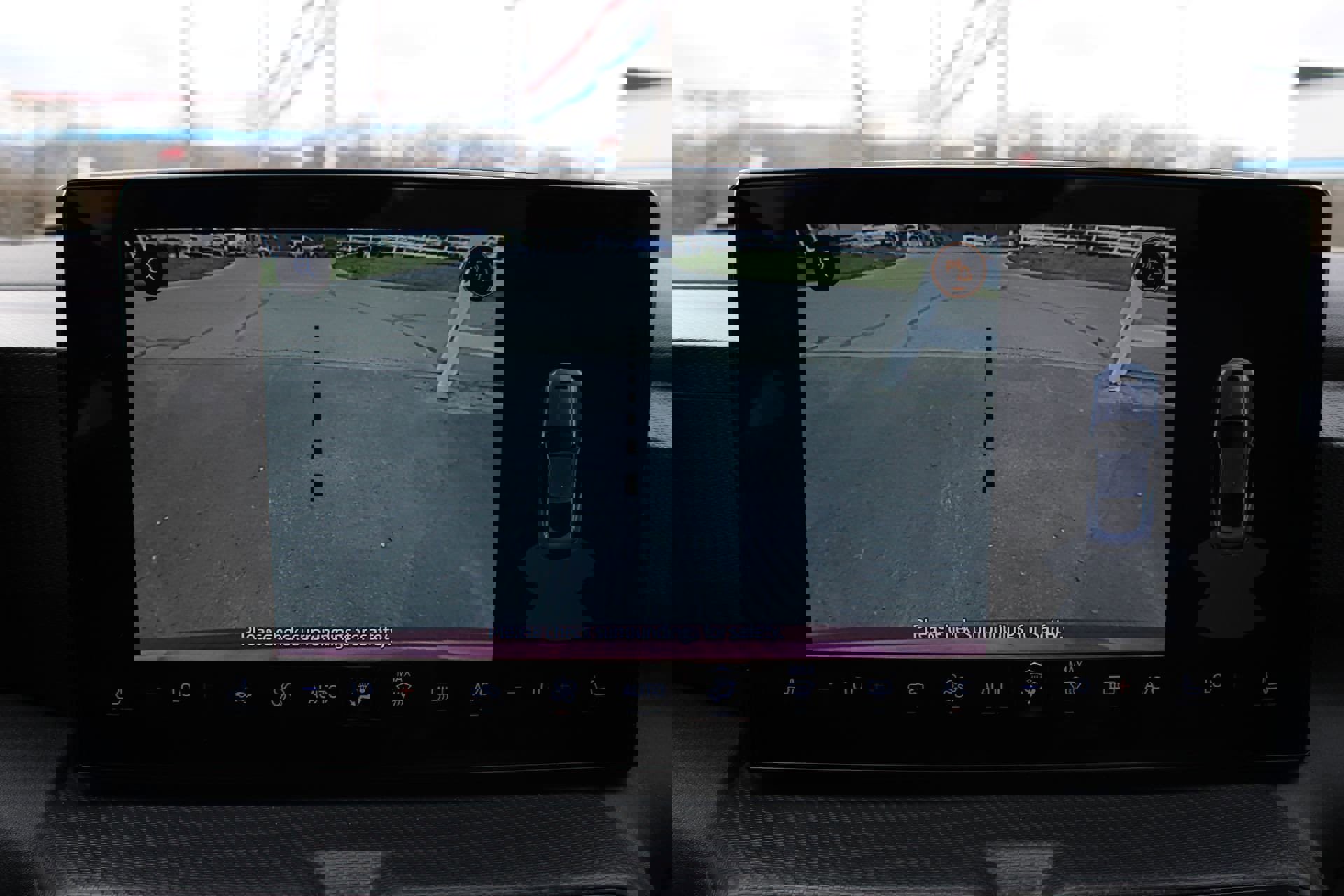 Used 2025 Ford Mustang Ecoboost image 32