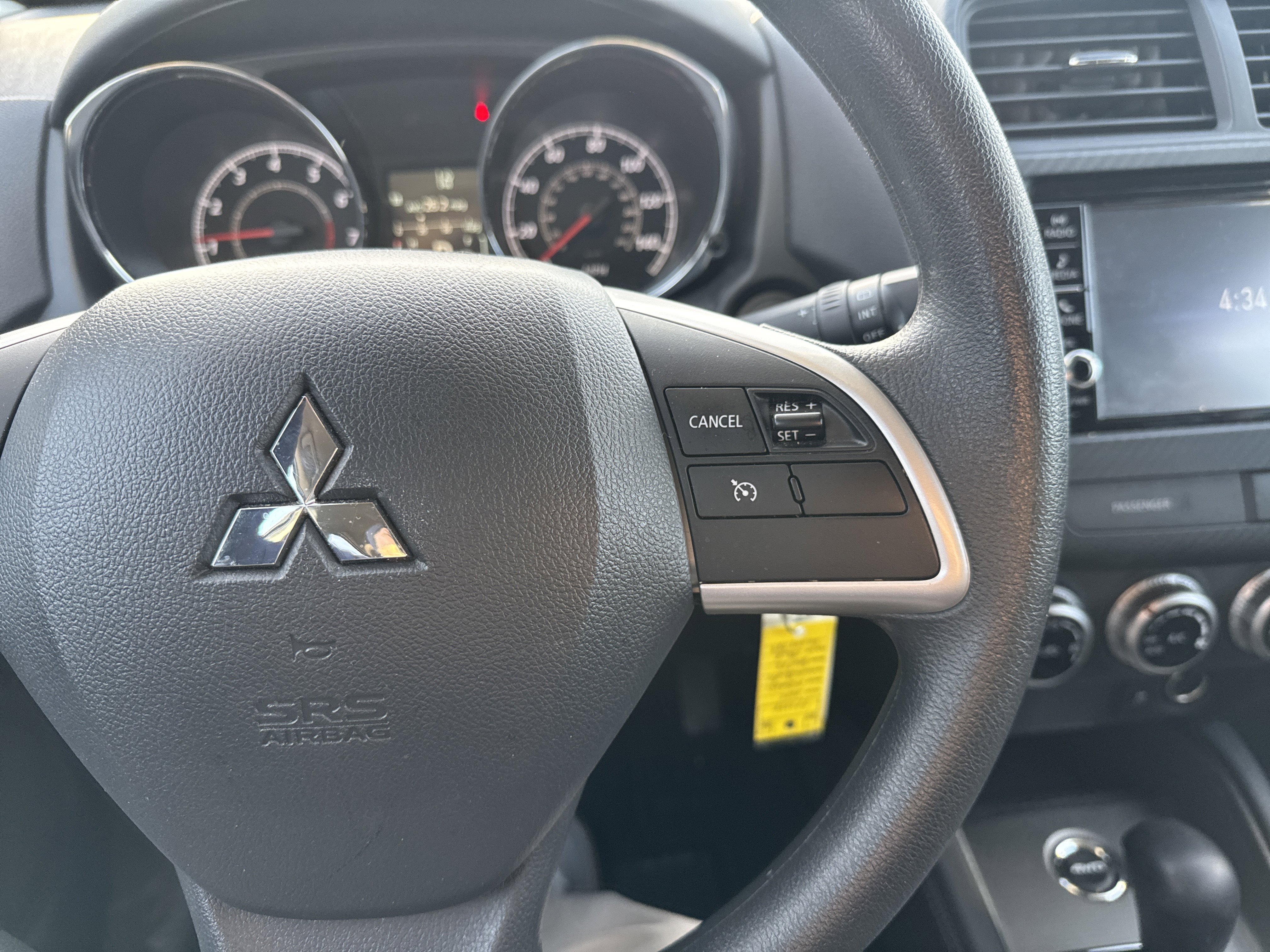 Used 2025 Mitsubishi Outlander Sport ES image 19