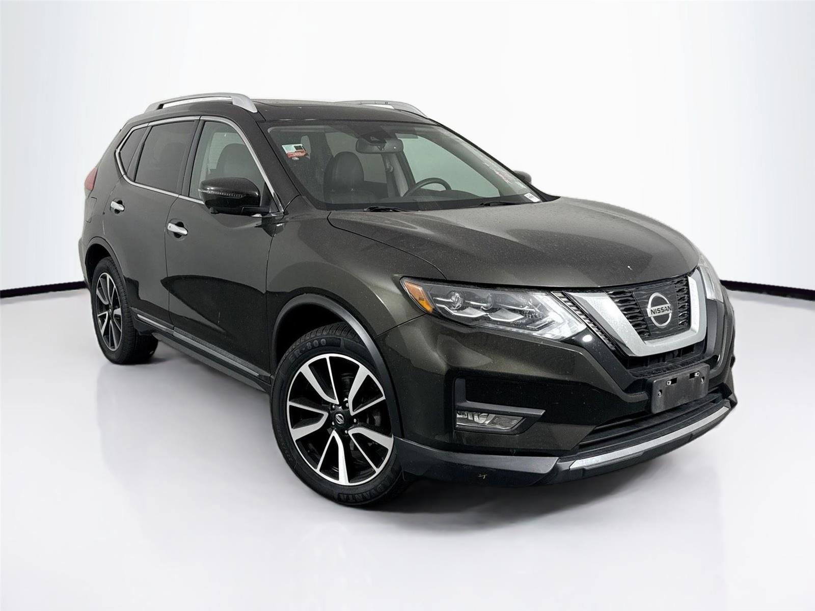 Used 2017 Nissan Rogue SL w/ SL Premium Package image 4