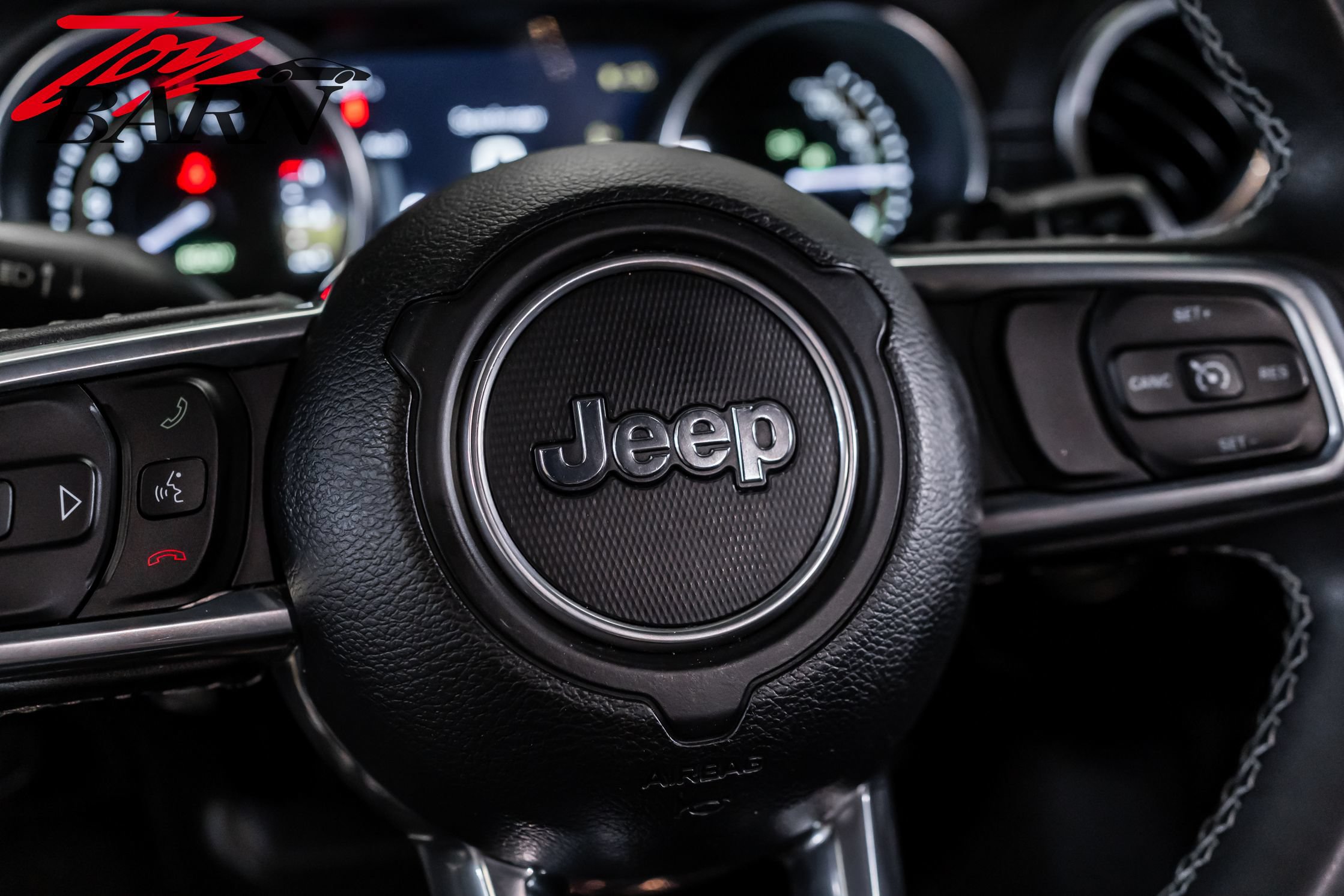 Used 2023 Jeep Wrangler Unlimited Sahara AWD/4WD image 27