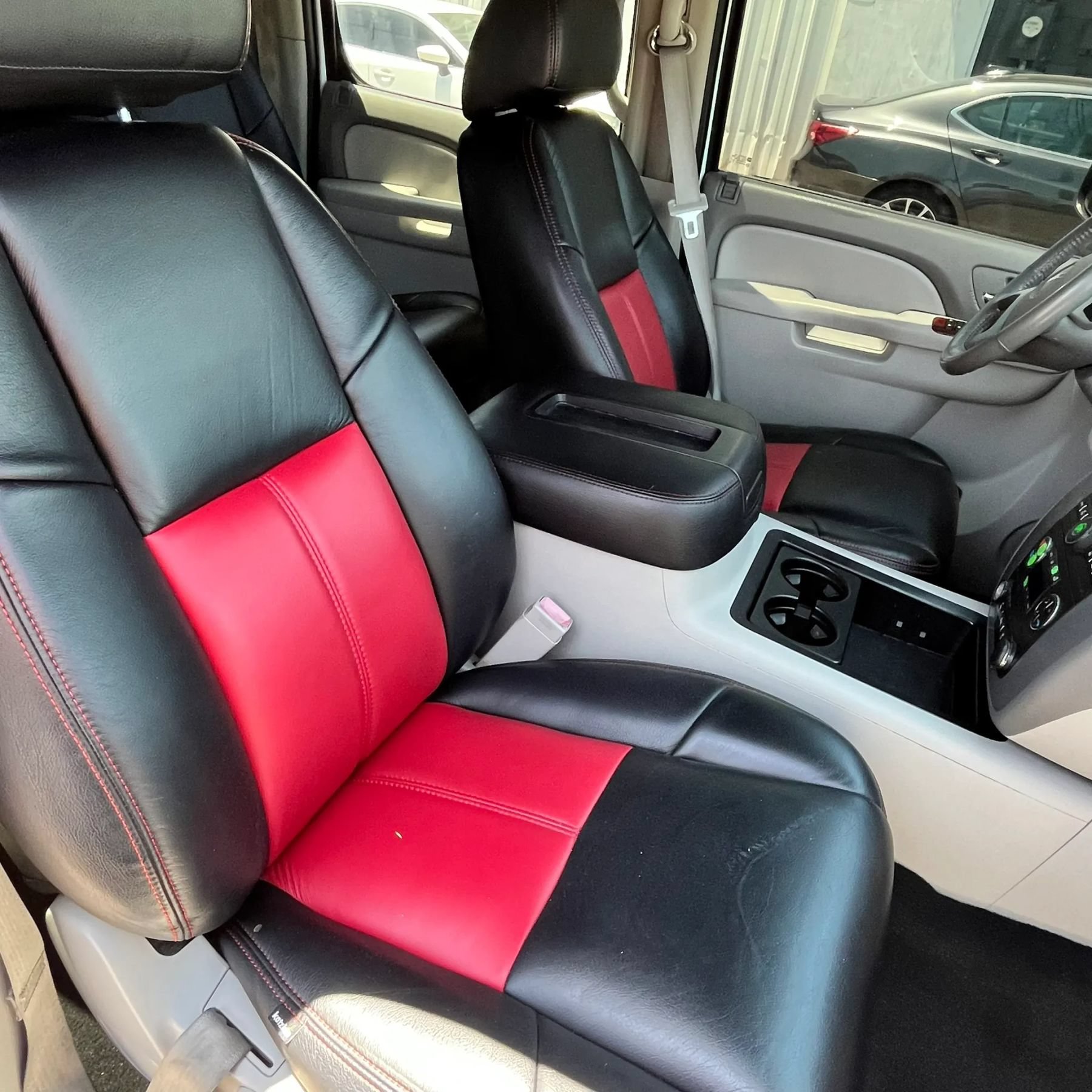 Used 2014 GMC Yukon XL SLT RWD image 12