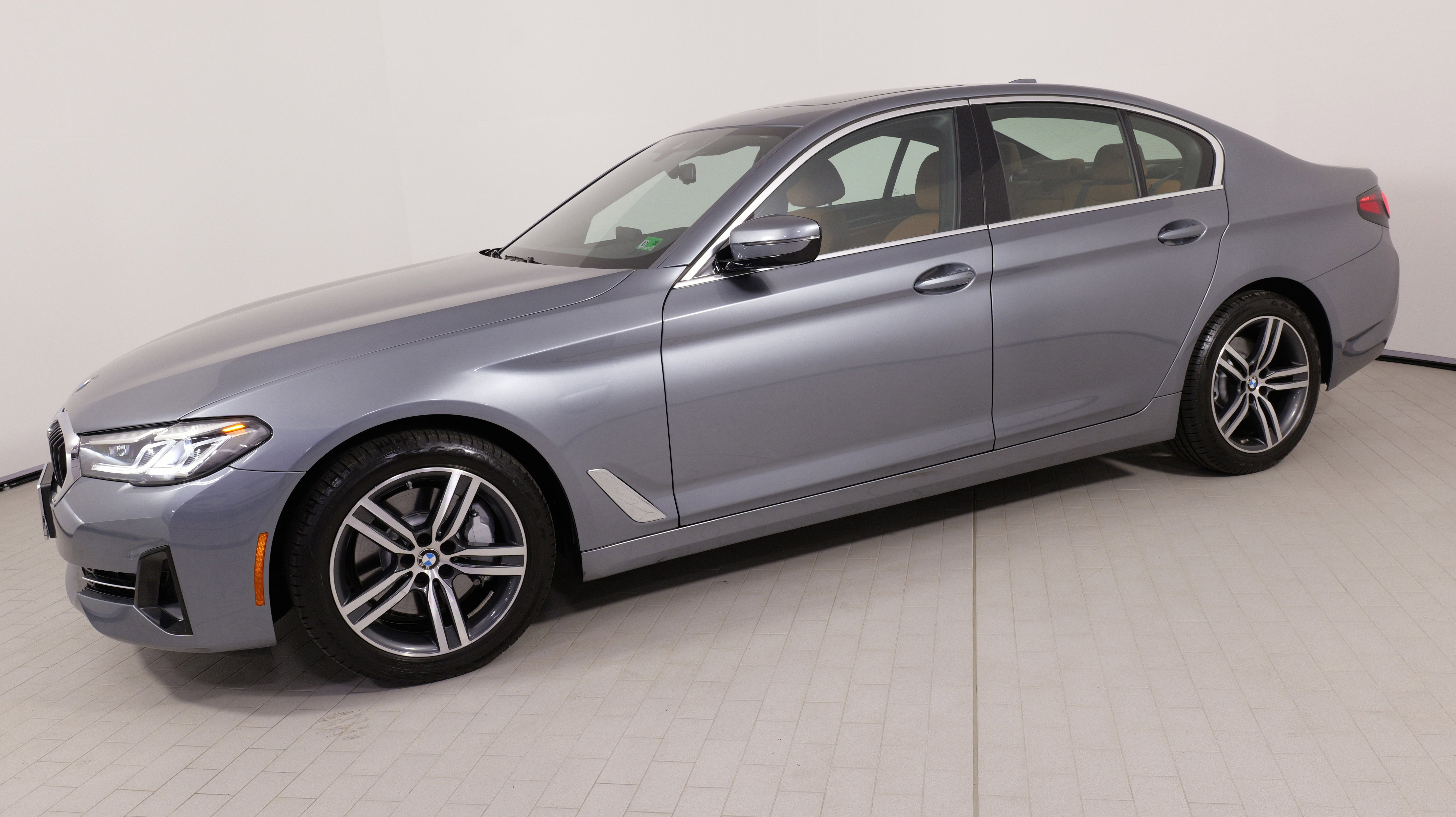 Used 2022 BMW 530i xDrive w/ Convenience Package