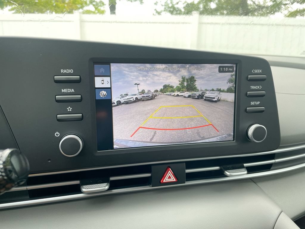 Used 2025 Hyundai Elantra SE FWD image 44