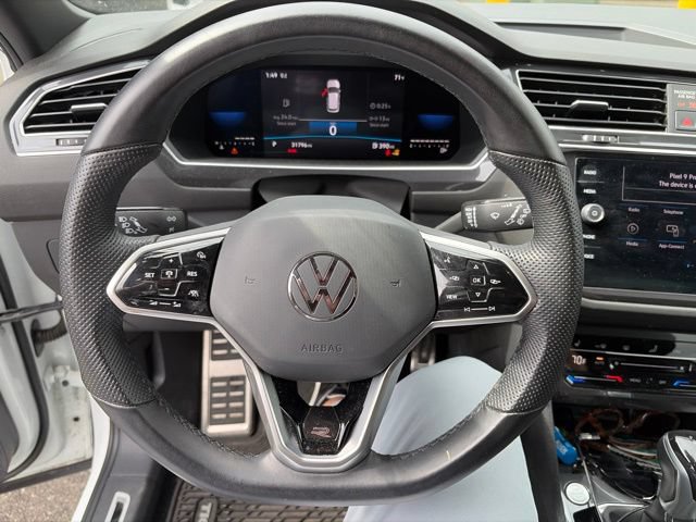 Used 2022 Volkswagen Tiguan SE R-Line AWD/4WD image 13