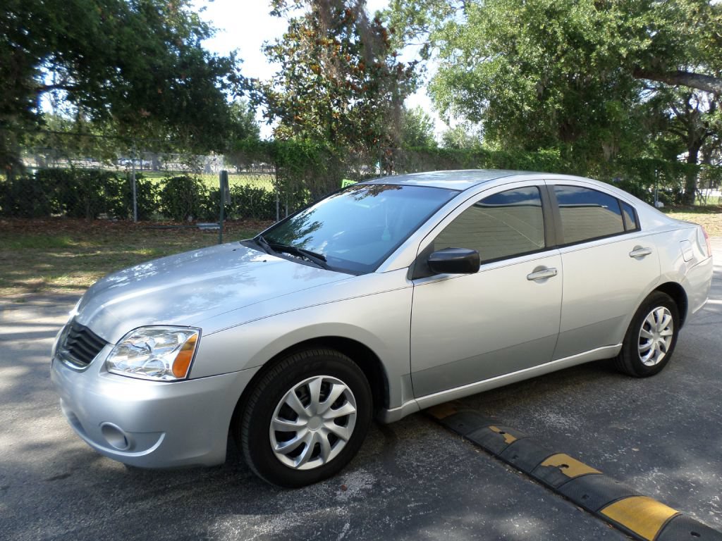 Used 2007 Mitsubishi Galant ES FWD image 3