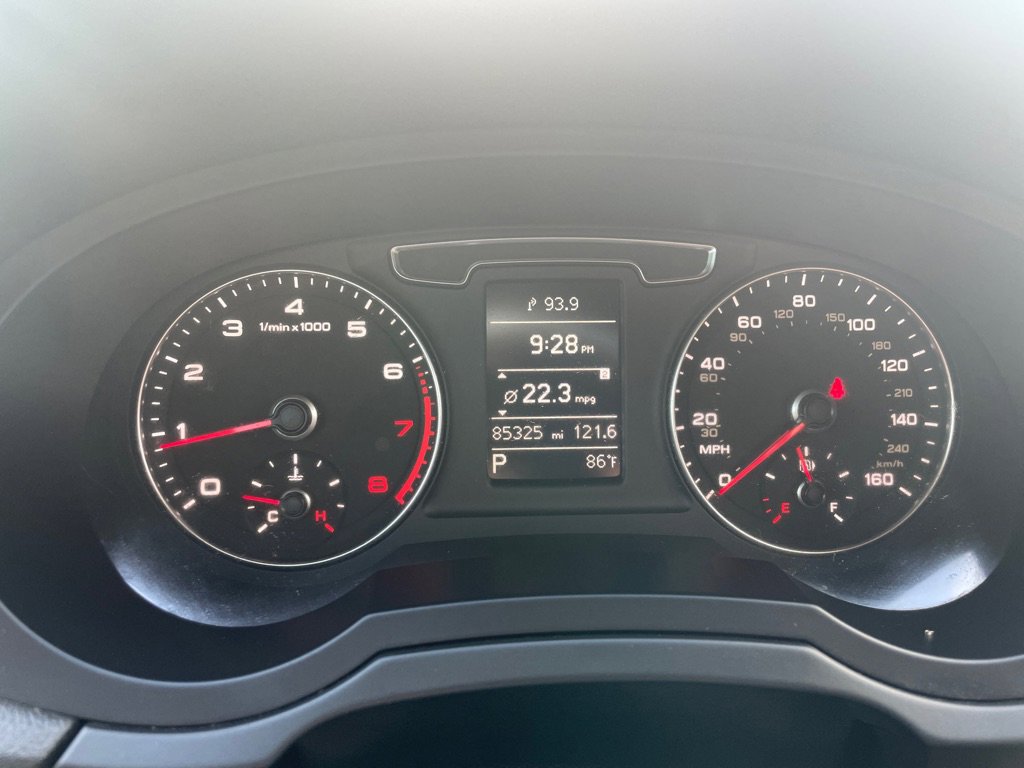 Used 2018 Audi Q3 2.0T Premium w/ Convenience Package image 22