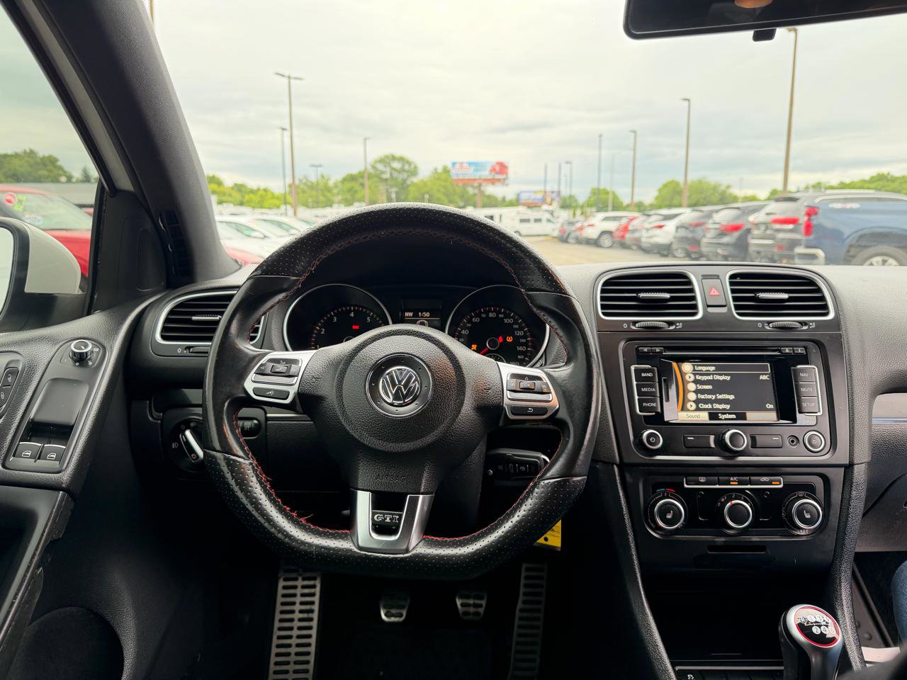 Used 2013 Volkswagen Golf 2-Door FWD image 16