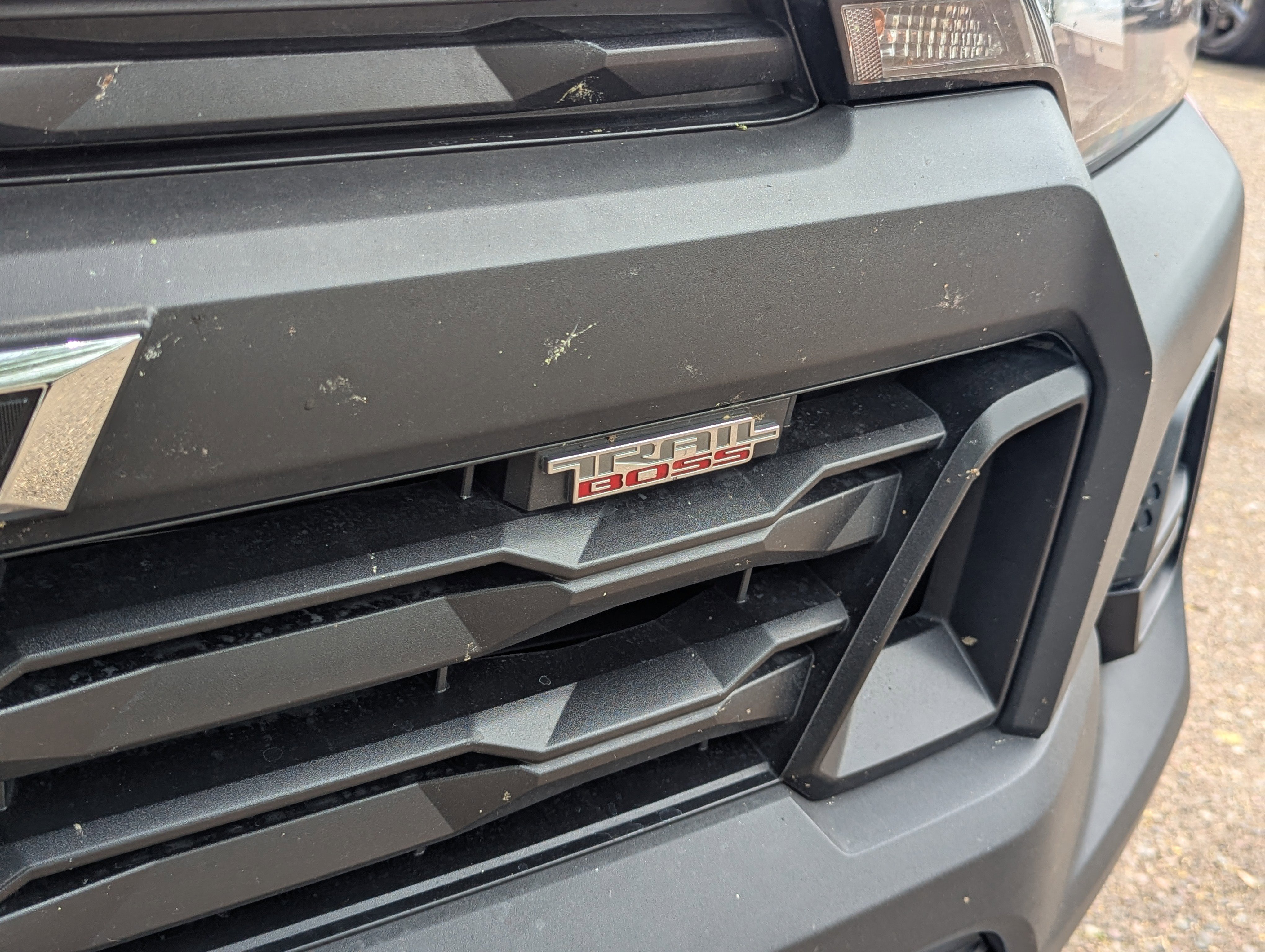 Used 2024 Chevrolet Colorado Trail Boss w/ Technology Package image 9