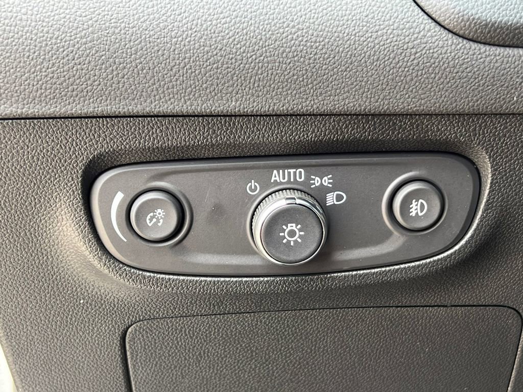 Certified 2023 Buick Encore GX Preferred w/ Cold Weather Comfort Package image 18