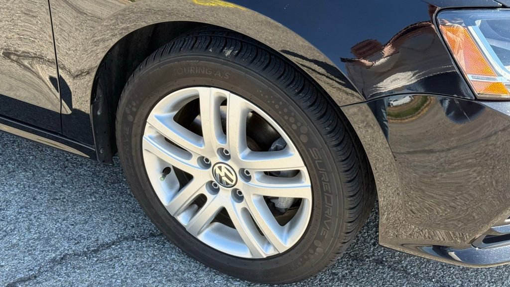 Used 2017 Volkswagen Jetta S w/ Jetta S Cold Weather Package FWD image 18