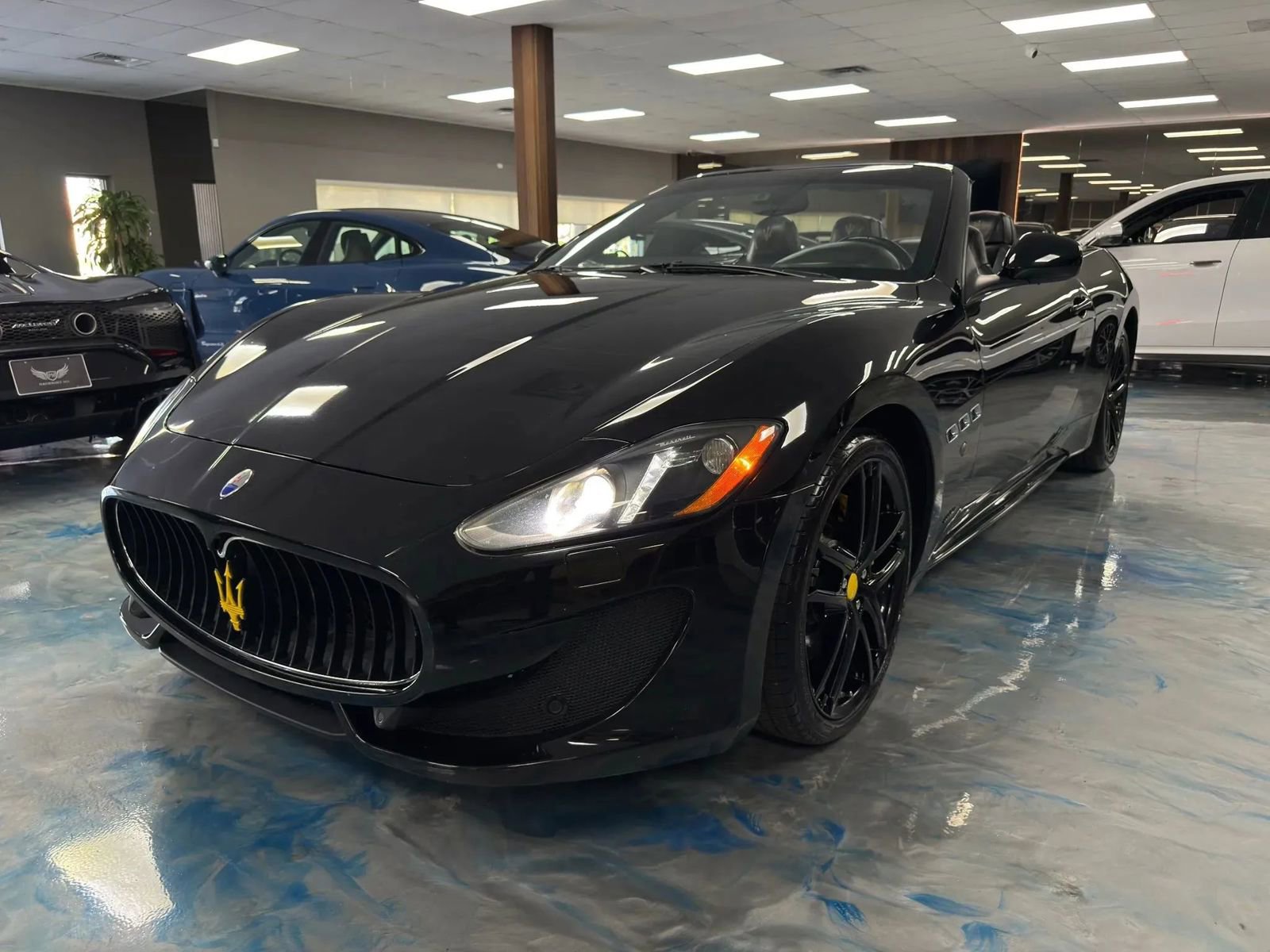 Used 2015 Maserati GranTurismo Sport RWD image 11