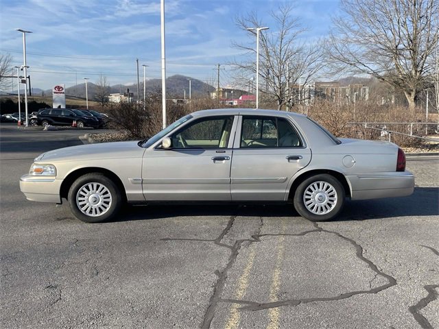 Used 2007 Mercury Grand Marquis LS image 2