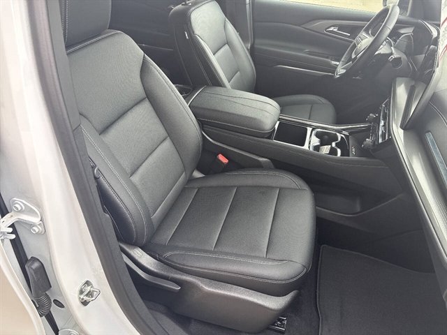 Used 2026 Chevrolet Traverse LT AWD/4WD image 21