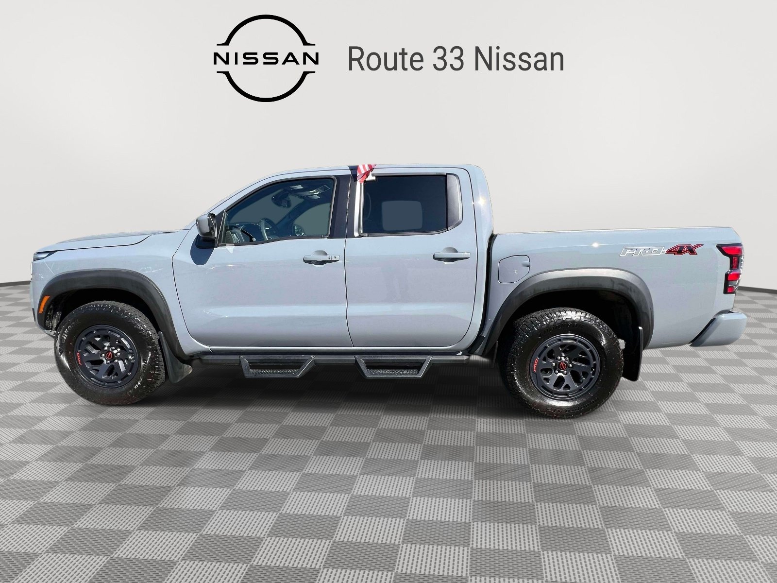 Used 2025 Nissan Frontier PRO-4X w/ Pro Convenience Package AWD/4WD image 5