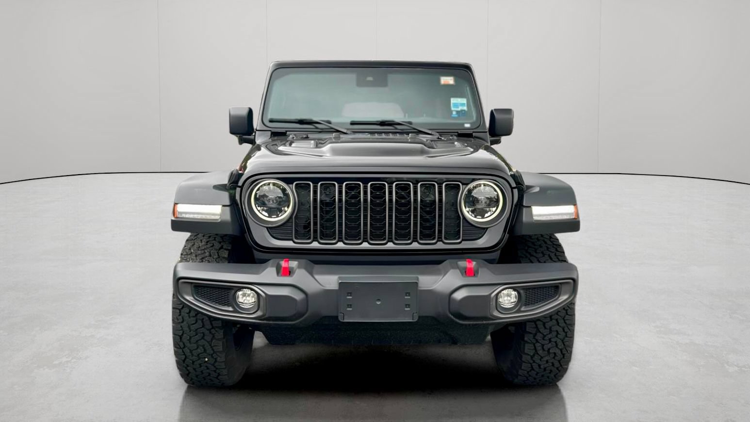 Used 2024 Jeep Wrangler Unlimited Rubicon w/ Dual Top Group AWD/4WD image 11