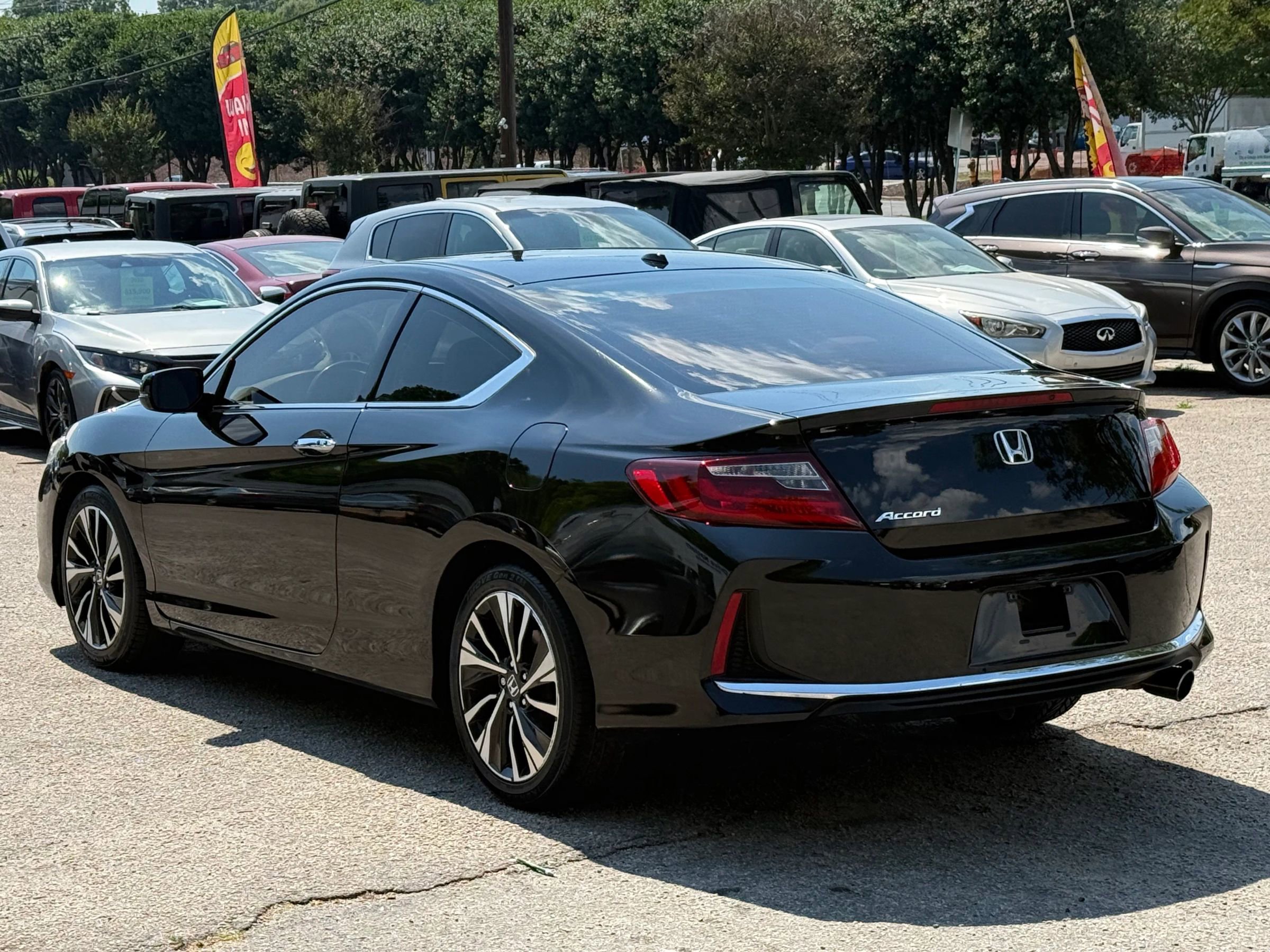 Used 2016 Honda Accord EX-L image 7