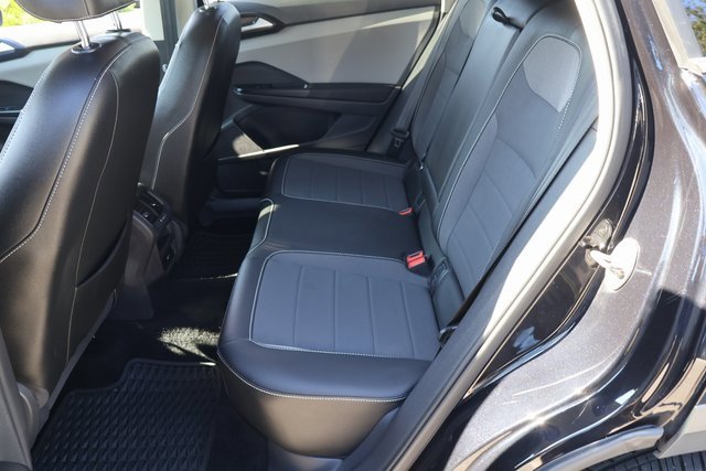 Certified 2023 Volkswagen Taos SE w/ Black Wheel Package image 13