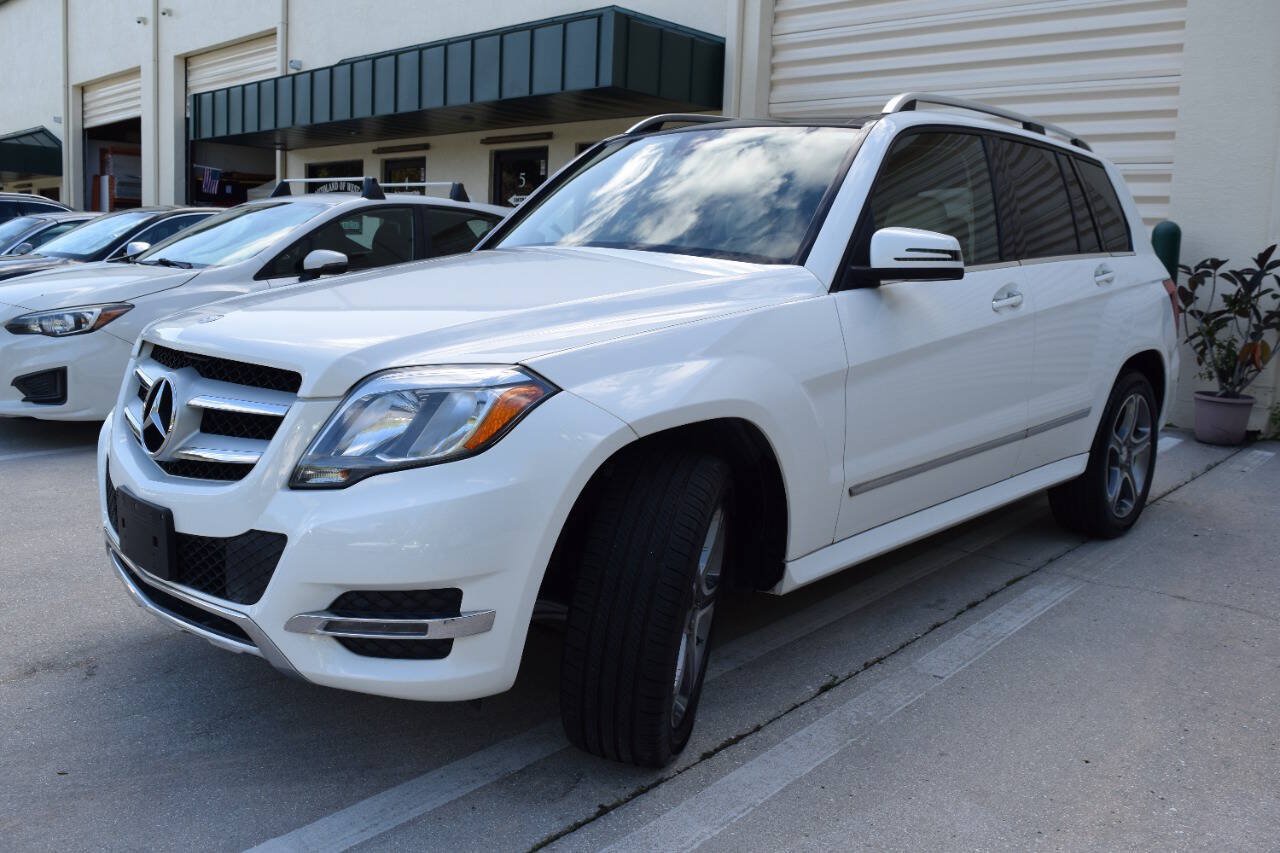 Used 2013 Mercedes-Benz GLK 250 BlueTEC 4MATIC image 2