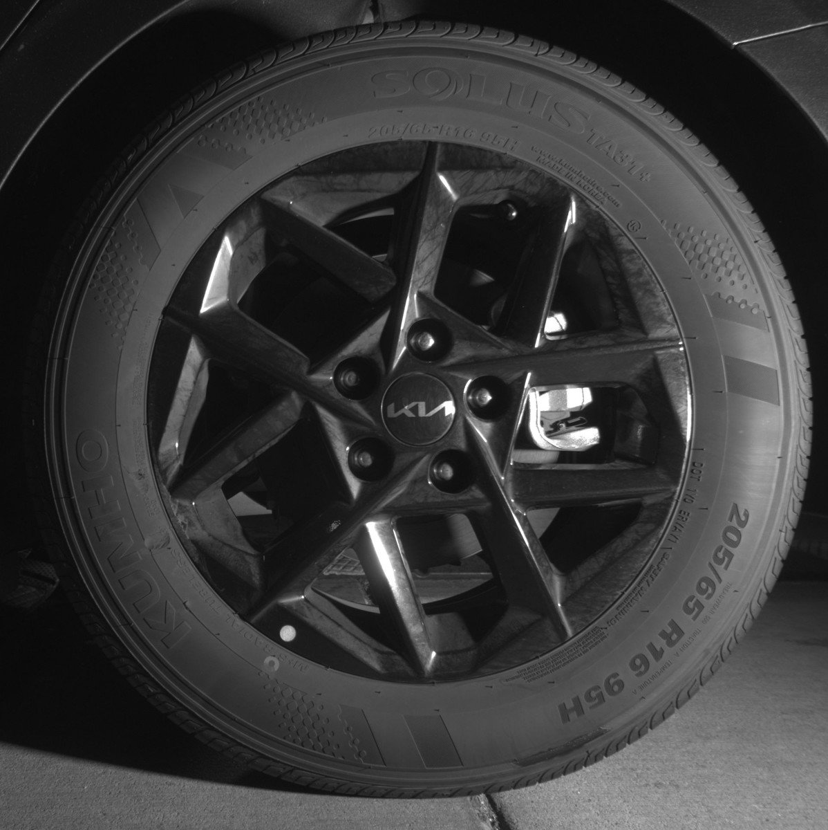 Used 2025 Kia K5 LXS image 14