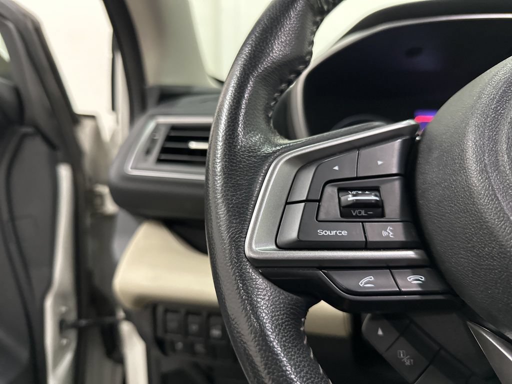 Used 2022 Subaru Ascent Limited w/ Technology Package AWD/4WD image 40