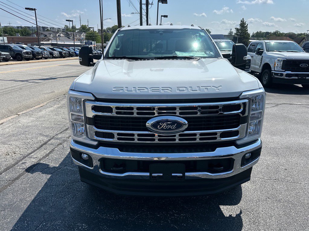 New 2025 Ford F350 XL w/ XL Chrome Package image 2