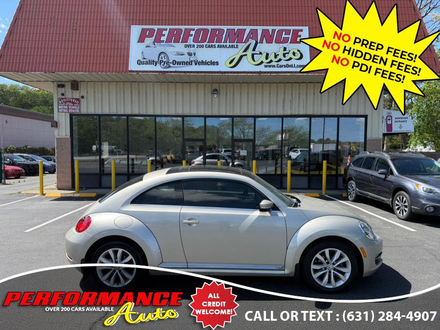 Used 2013 Volkswagen Beetle TDI image 2