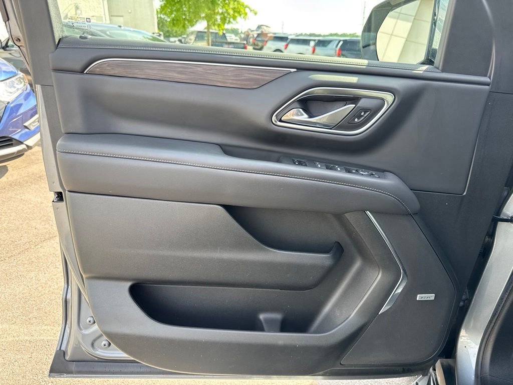 Used 2022 Chevrolet Tahoe LT AWD/4WD image 10