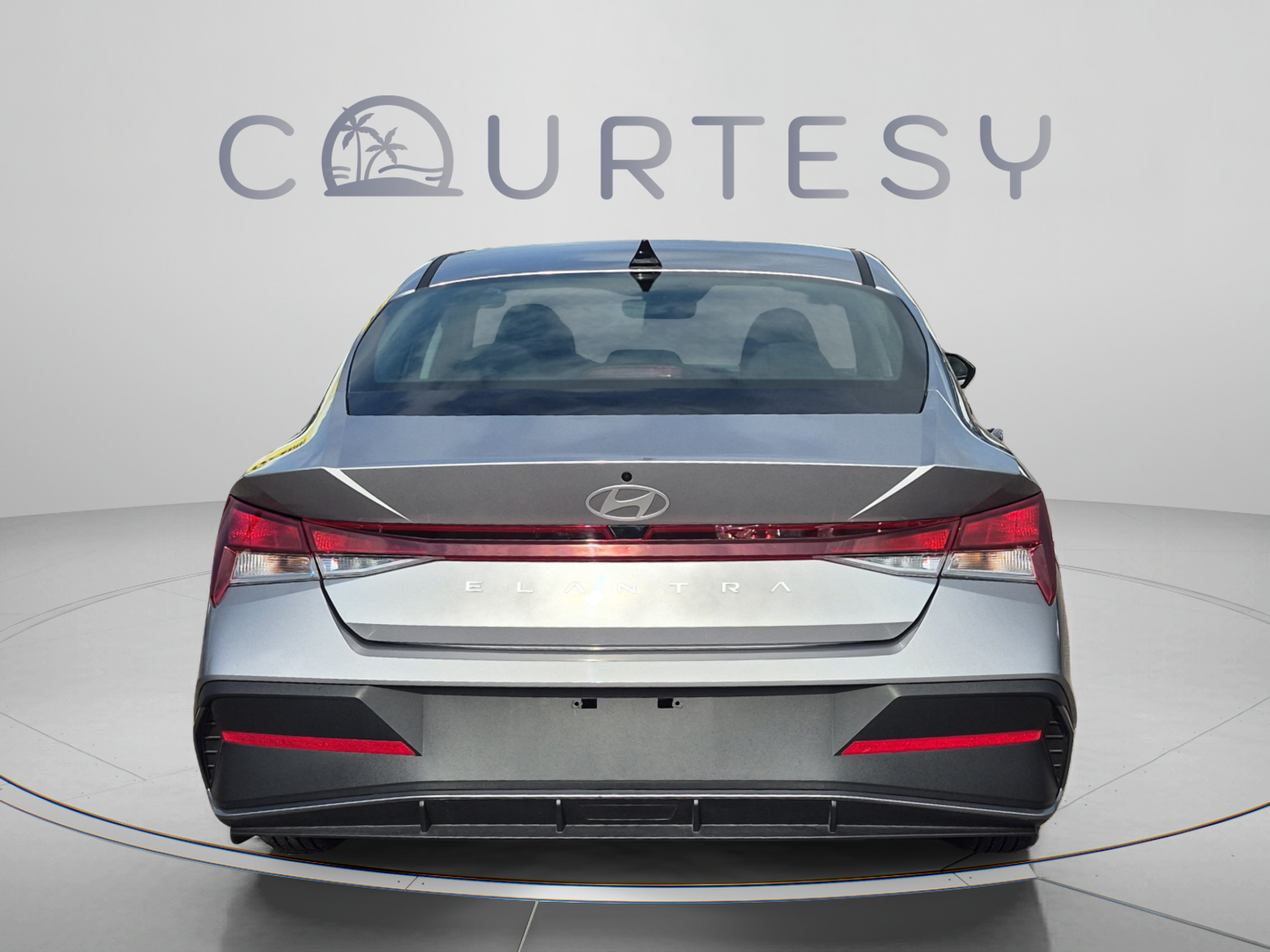 Certified 2025 Hyundai Elantra SE FWD image 4