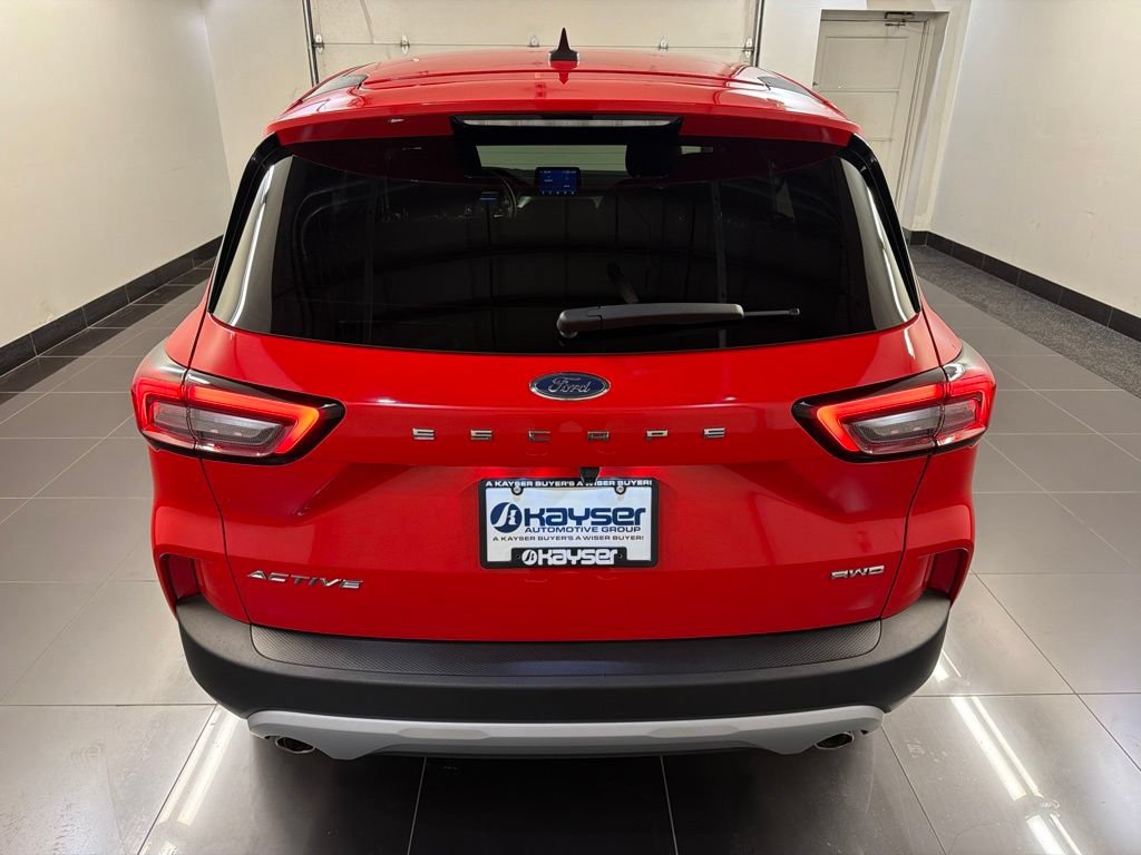 Certified 2024 Ford Escape Active AWD/4WD image 5
