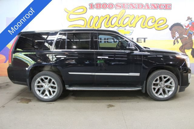 Used 2018 Cadillac Escalade Premium Luxury AWD/4WD image 1