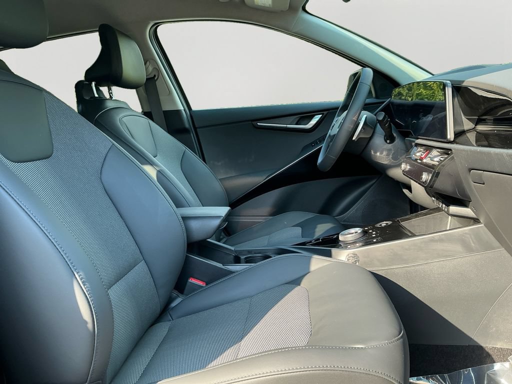 Used 2024 Kia Niro Wind FWD image 12