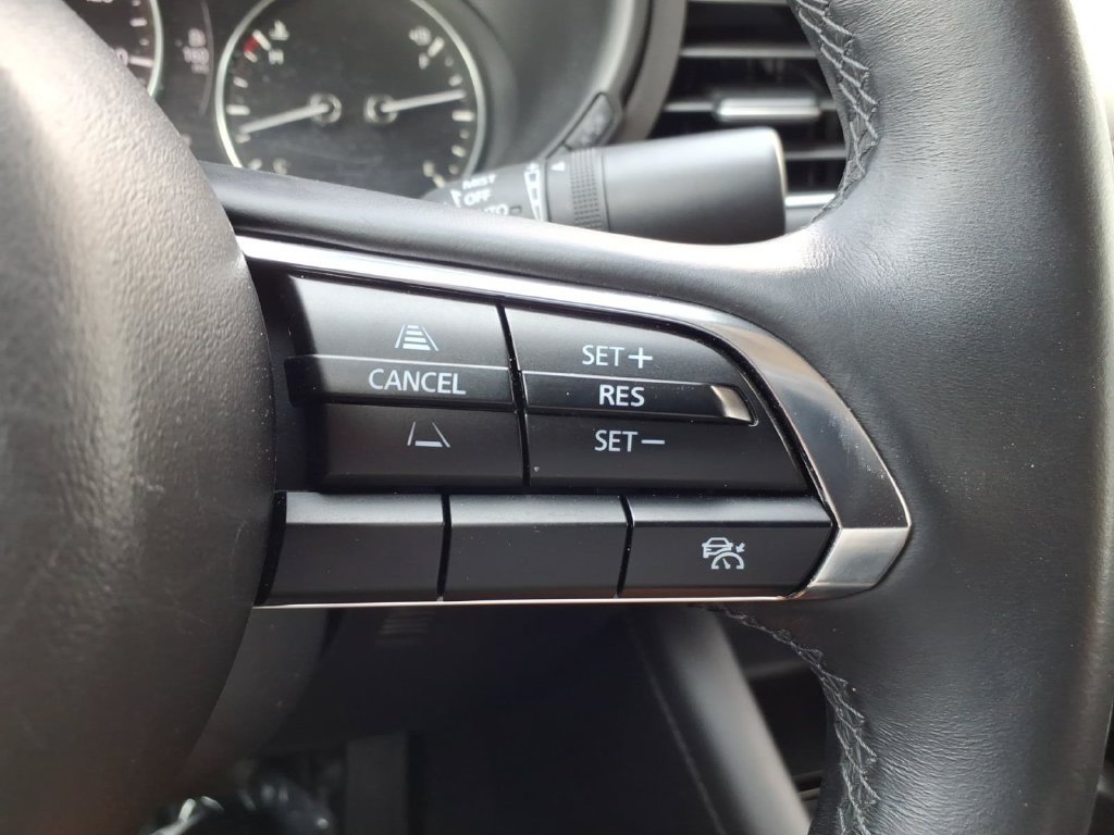Used 2025 MAZDA MAZDA3 s FWD image 29