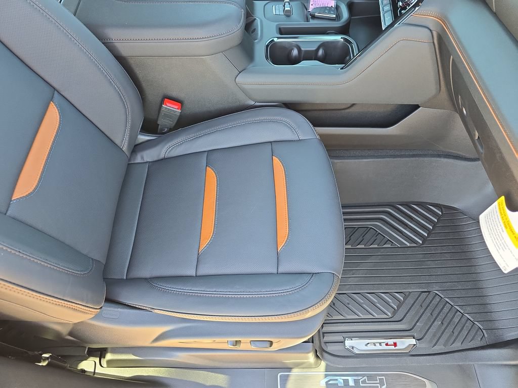 New 2026 GMC Sierra 2500 AT4 w/ AT4 Premium Plus Package AWD/4WD image 10