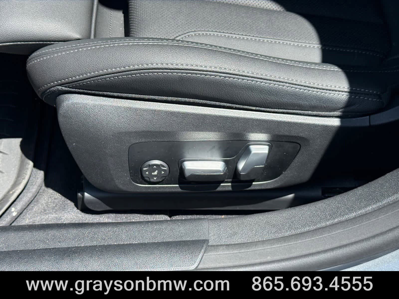 Used 2023 BMW i4 eDrive35 w/ Premium Package RWD image 13
