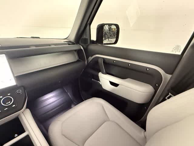New 2026 Land Rover Defender 110 S AWD/4WD image 18