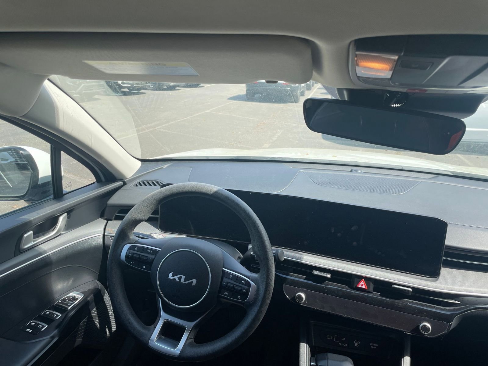 Used 2025 Kia K5 LXS image 33