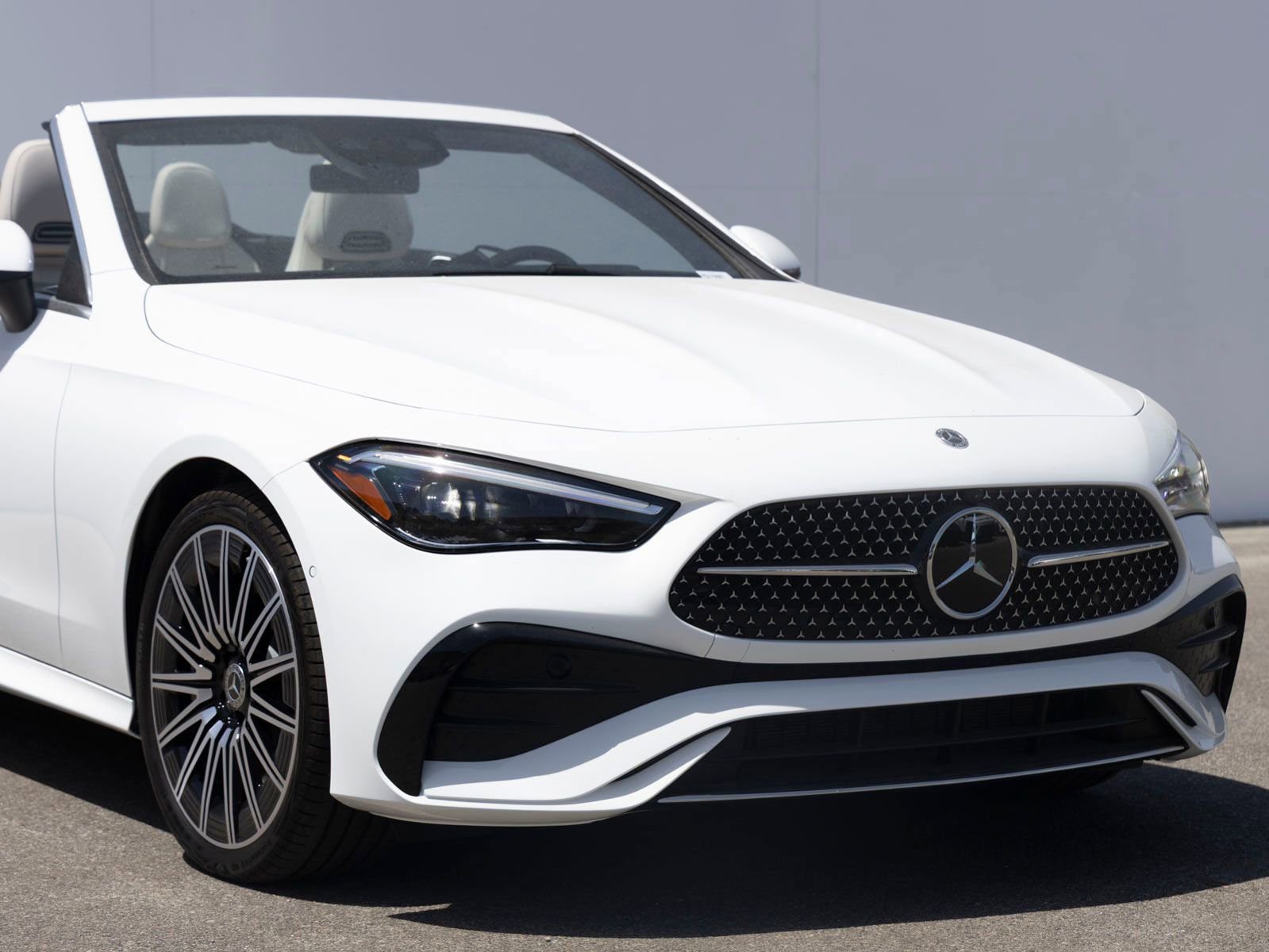 New 2026 Mercedes-Benz CLE 450 4MATIC Cabriolet image 4