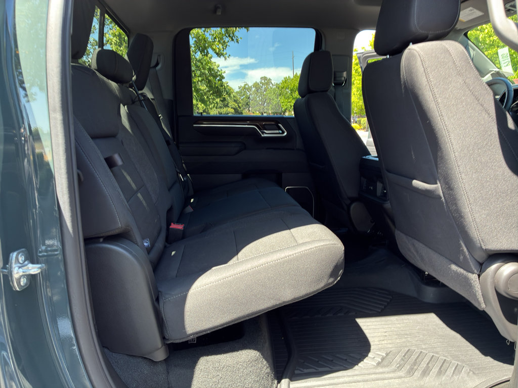 Used 2025 Chevrolet Silverado 2500 LT w/ Trail Boss Package AWD/4WD image 47